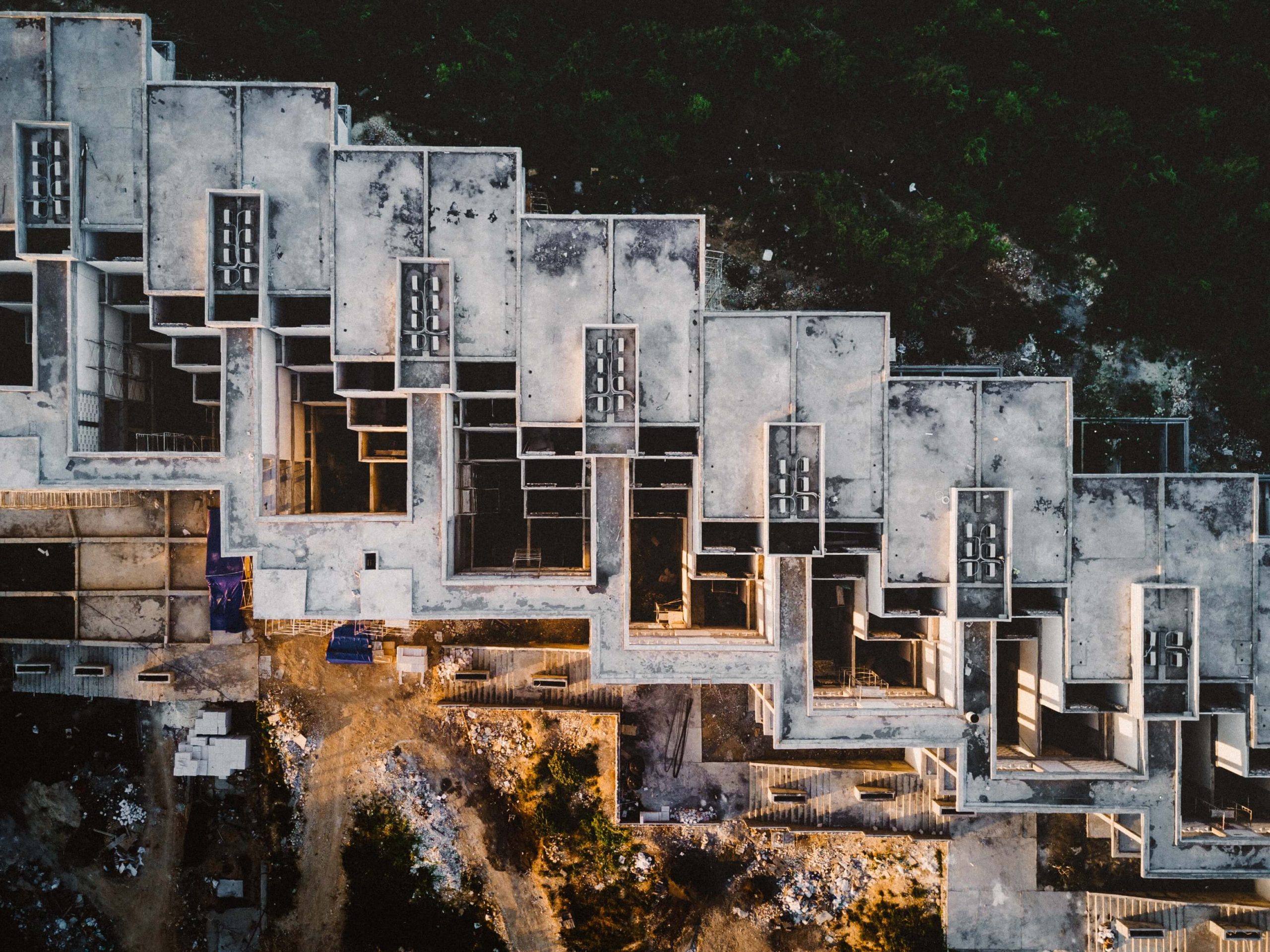 ivan-bandura-nnY_e2zCVAc-unsplash-1-scaled